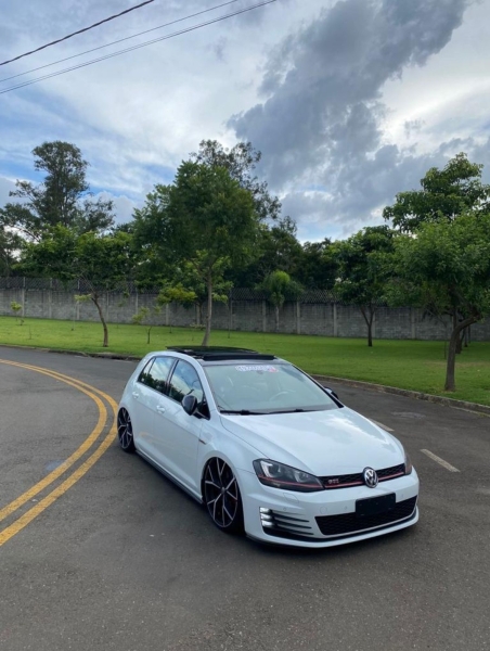 GOLF GTI 